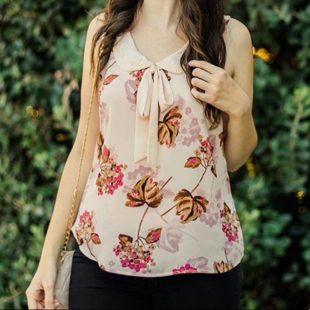 LC Lauren Conrad Peter Pan Collar Blouse